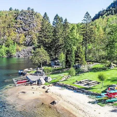Holmen By Interhome Lyngdal